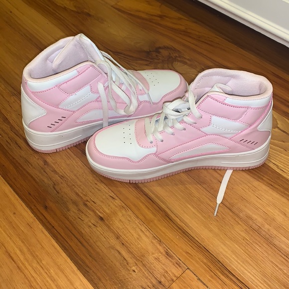 SHEIN sneakers - Picture 1 of 5